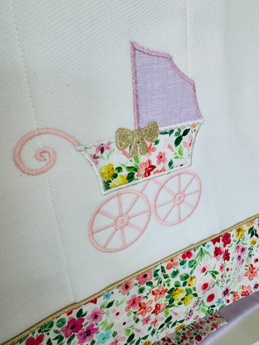 Pañito para bebé , bordado de coche Dulce Primavera