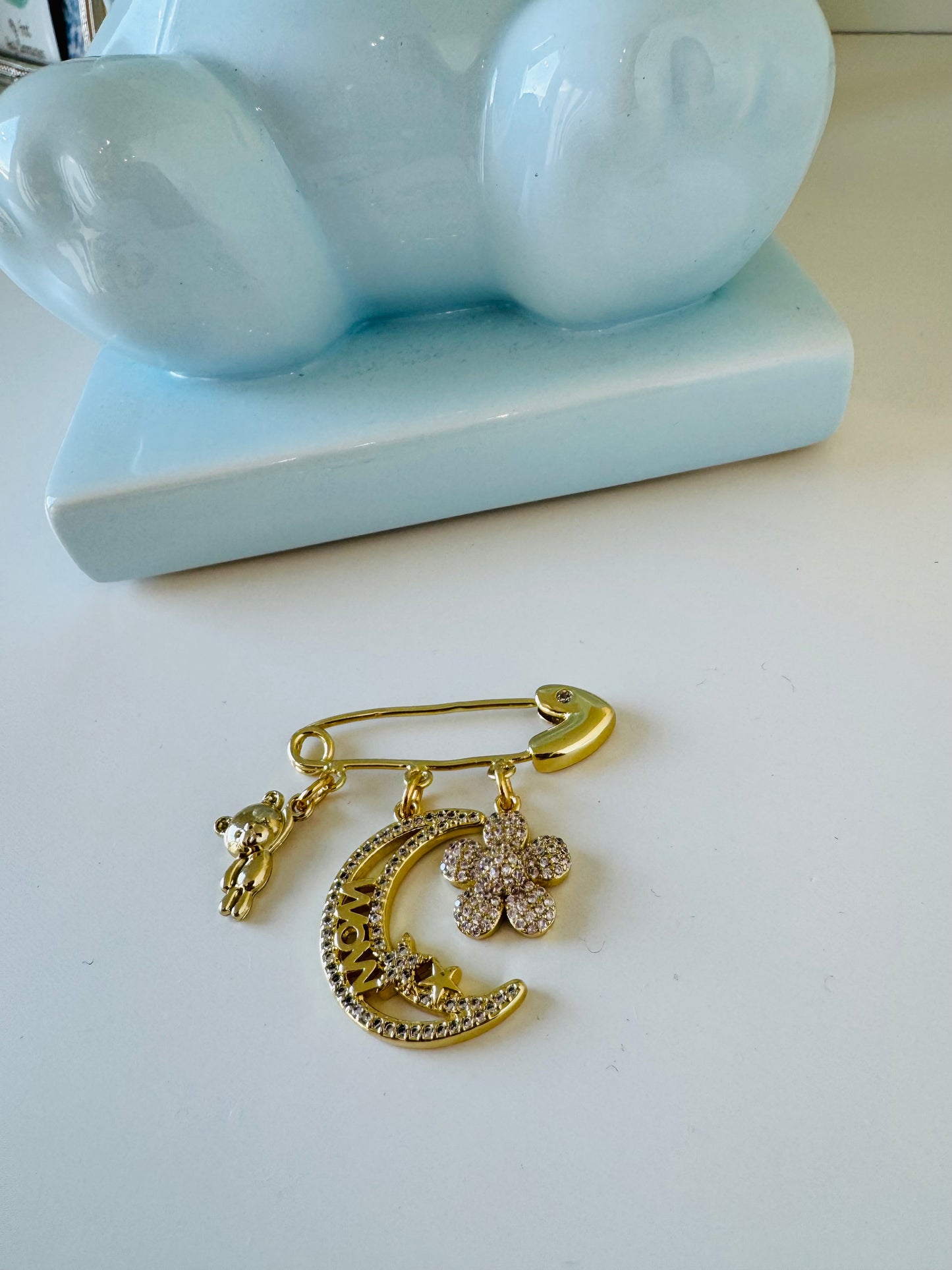 Broche charm oso (Mom)